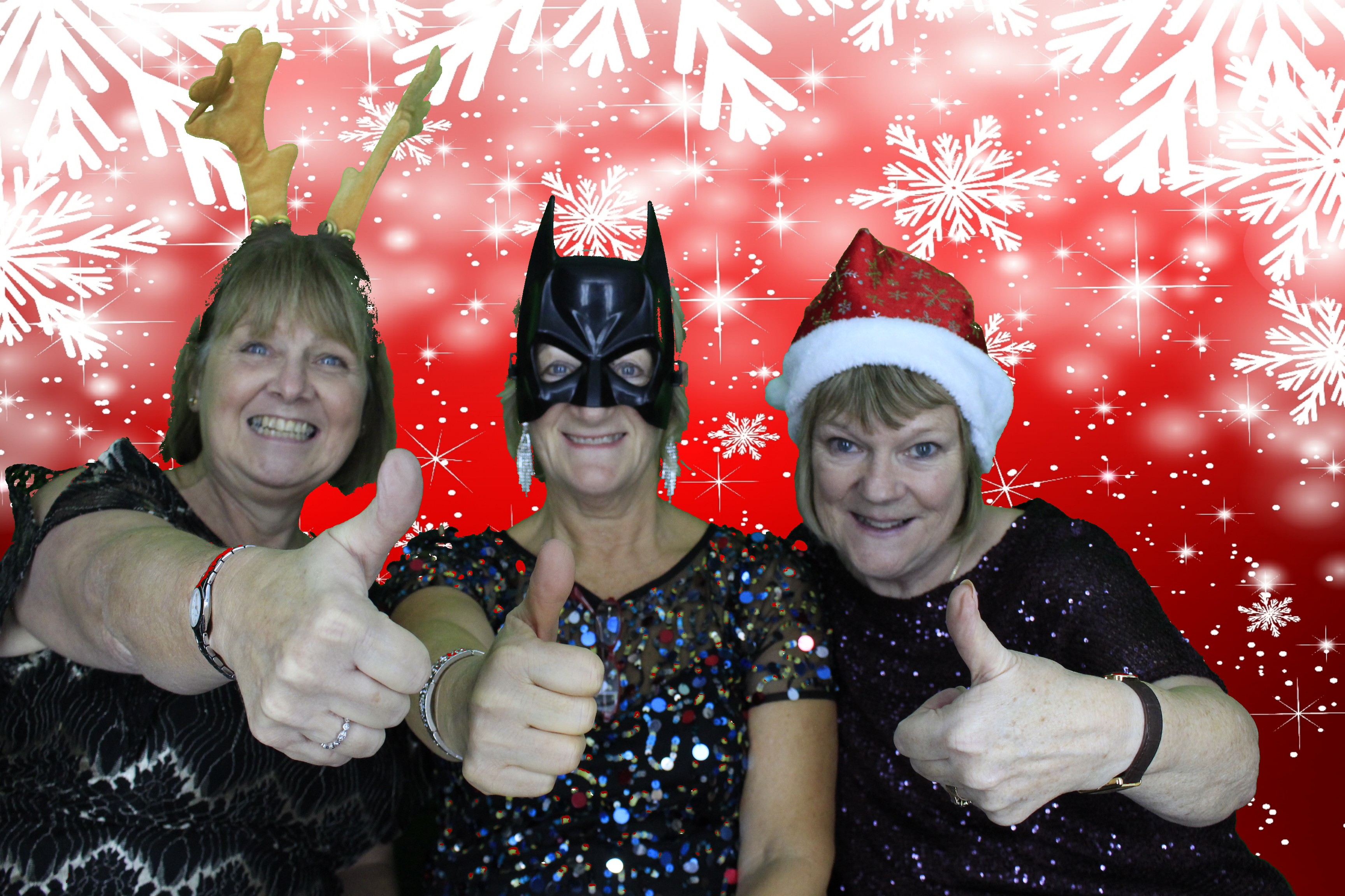 Silvermere Christmas Party  | View more photos from the event at gallery.myphotoboothexperience.co.uk/u/MyPhotoBoothExperienceLtd/Silvermere-Christmas-Party-1